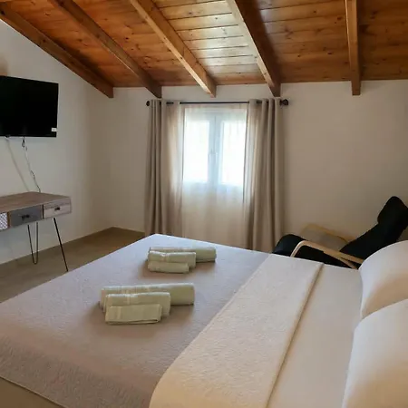 Pura Vida By Fenia Apartment Sidárion